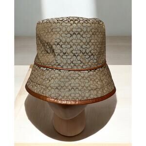 NWOT Y2K Coach Mini Signature Peaked Crusher Hat Size M/L